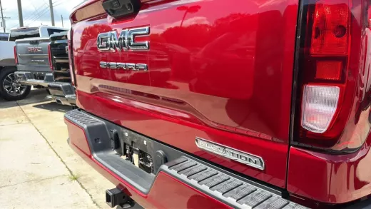 Vista 17 de 2024 GMC SIERRA 1500 CREW CAB