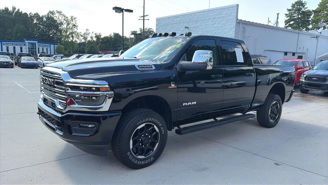 2026 RAM 2500 CREW CAB