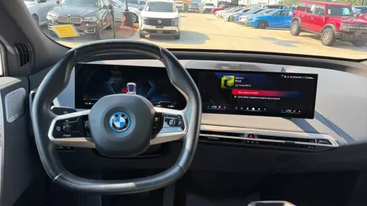 Vista 11 de 2024 BMW IX