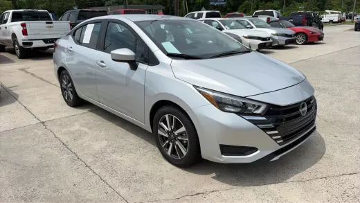 Vista 3 de 2025 NISSAN VERSA
