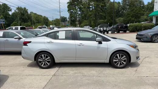 Vista 4 de 2025 NISSAN VERSA
