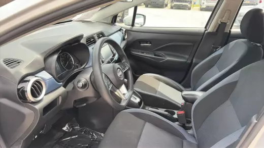 Vista 8 de 2025 NISSAN VERSA