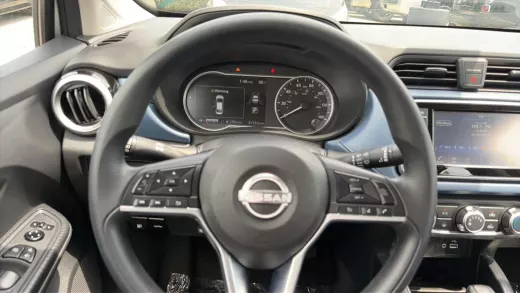 Vista 10 de 2025 NISSAN VERSA
