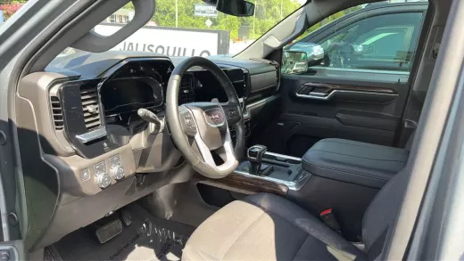 Vista 8 de 2024 GMC SIERRA 1500 CREW CAB