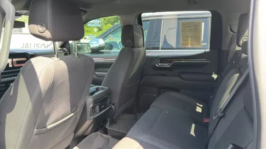 Vista 9 de 2024 GMC SIERRA 1500 CREW CAB