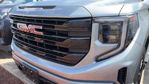 Vista 17 de 2024 GMC SIERRA 1500 CREW CAB