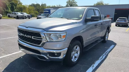 Vista 2 de 2023 RAM 1500 QUAD CAB