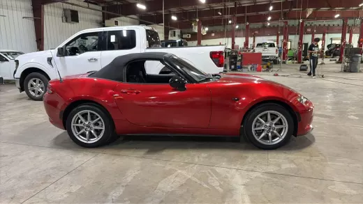 Vista 4 de 2016 MAZDA MX-5 MIATA