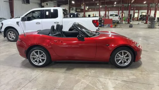 Vista 9 de 2016 MAZDA MX-5 MIATA