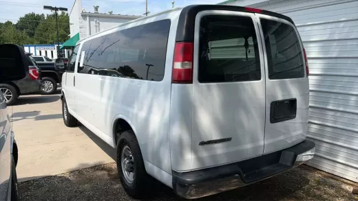 Vista 7 de 2019 CHEVROLET EXPRESS 3500 PASSENGER