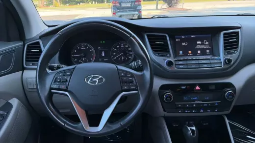 Vista 10 de 2018 HYUNDAI TUCSON