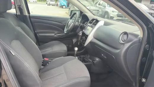 Vista 7 de 2018 NISSAN VERSA