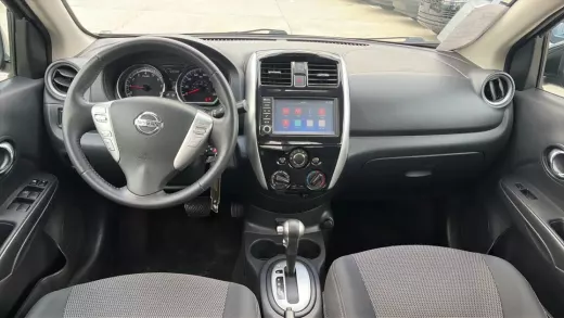 Vista 10 de 2018 NISSAN VERSA